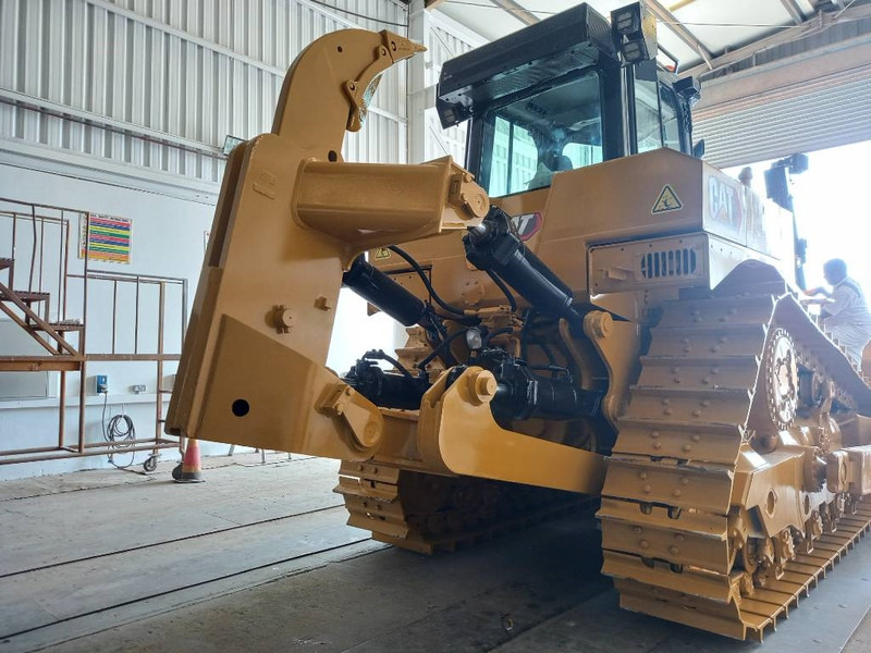 Cat D8T (Jebel Ali) - Bulldozer: gambar 5 Cat D8T (Jebel Ali) - Bulldozer: gambar 5