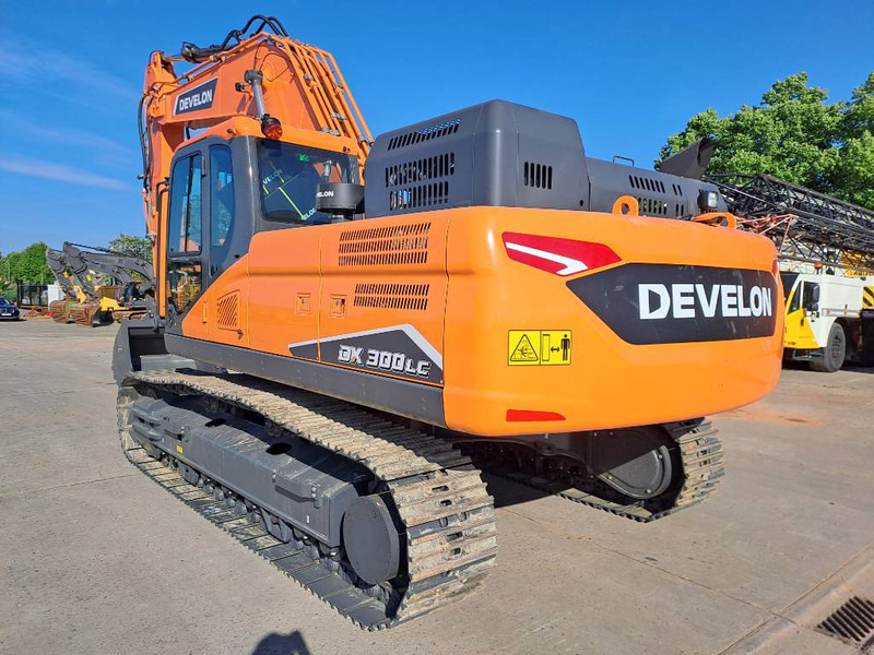 Develon DX300LC-7M - Ekskavator perayap: gambar 2 Develon DX300LC-7M - Ekskavator perayap: gambar 2