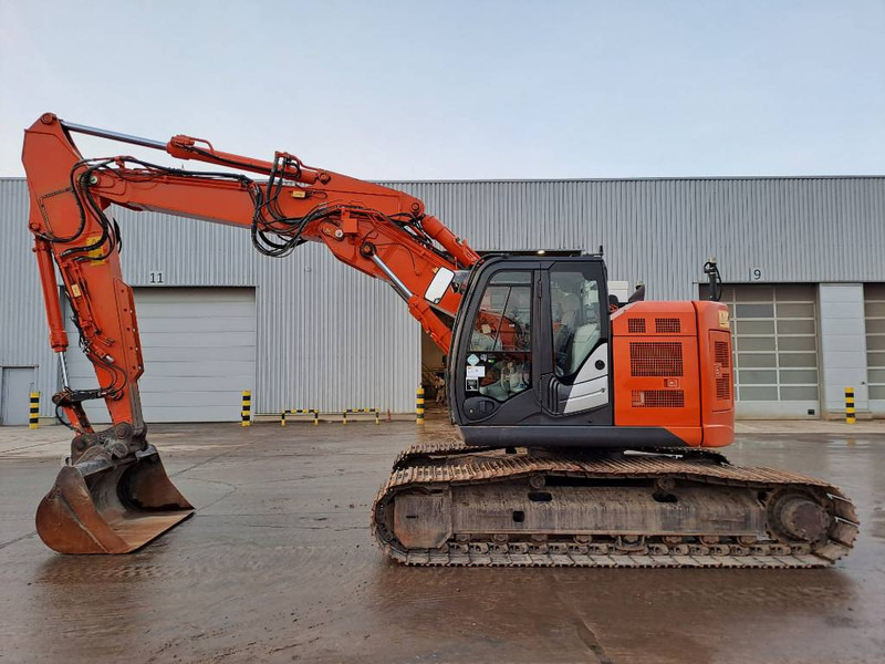 Hitachi ZX 225 US LC-5 B (Trimble GPS Prepared) - Ekskavator perayap: gambar 1 Hitachi ZX 225 US LC-5 B (Trimble GPS Prepared) - Ekskavator perayap: gambar 1
