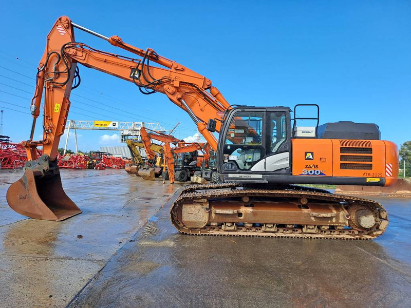 Hitachi ZX300LC-6 - Ekskavator perayap: gambar 1 Hitachi ZX300LC-6 - Ekskavator perayap: gambar 1