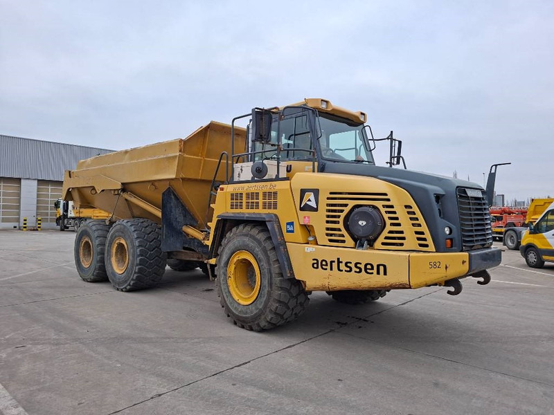 Komatsu HM 300-3 - Tempat sampah artikulasi: gambar 3 Komatsu HM 300-3 - Tempat sampah artikulasi: gambar 3