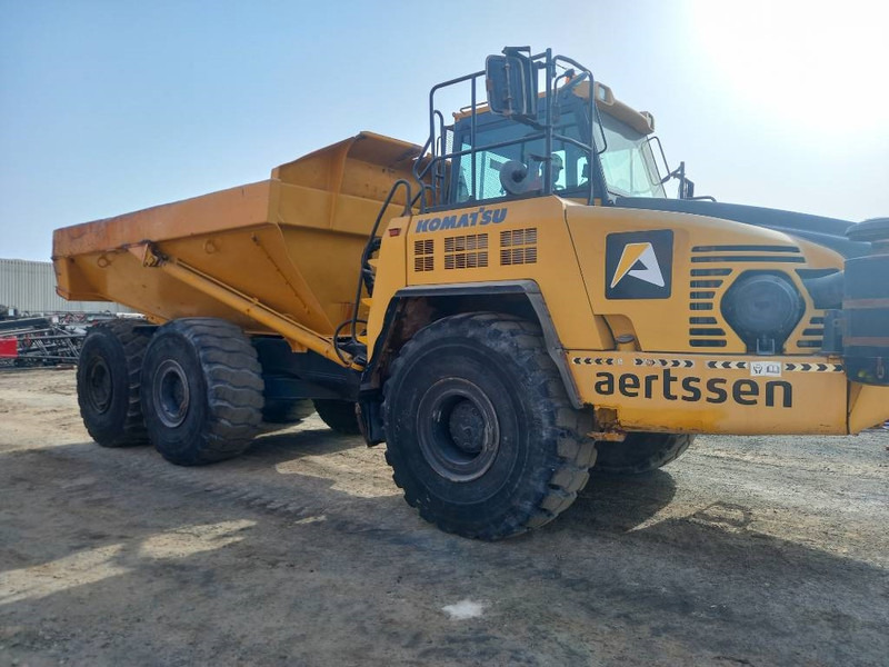 Komatsu HM400-3R (4 pcs available in Abu Dhabi) - Tempat sampah artikulasi: gambar 4 Komatsu HM400-3R (4 pcs available in Abu Dhabi) - Tempat sampah artikulasi: gambar 4