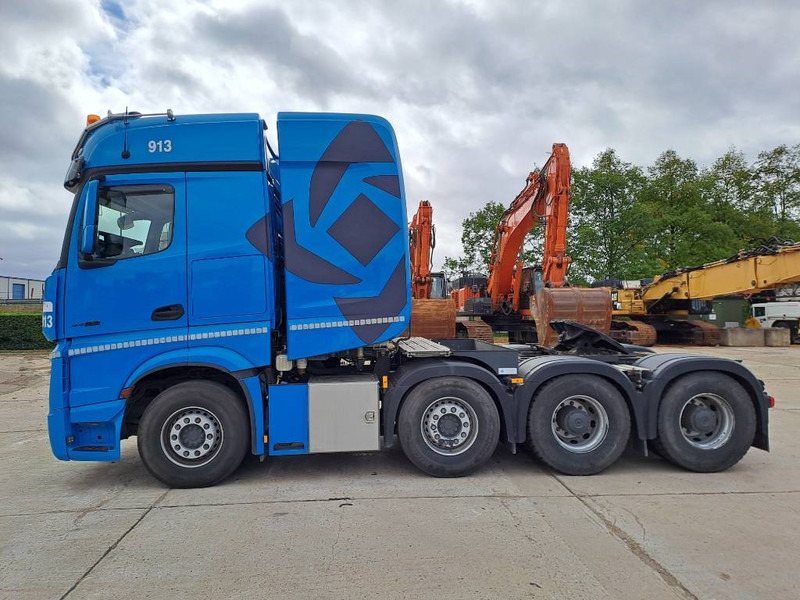 Mercedes-Benz Actros 4463 LS Giga (180Ton Push/Pull) - Tractor head: gambar 2 Mercedes-Benz Actros 4463 LS Giga (180Ton Push/Pull) - Tractor head: gambar 2