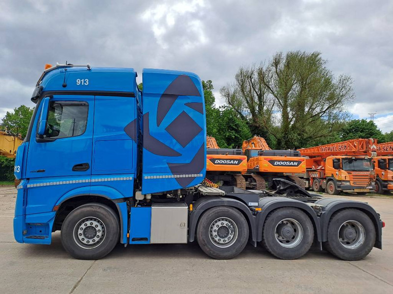 Mercedes-Benz Actros 4463 LS Giga 2 pcs (180Ton Push/Pull) - Tractor head: gambar 2 Mercedes-Benz Actros 4463 LS Giga 2 pcs (180Ton Push/Pull) - Tractor head: gambar 2
