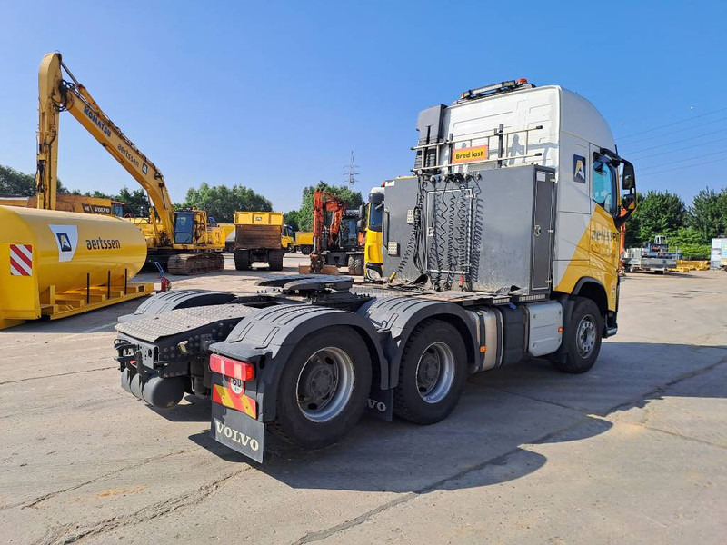 Volvo FH 13 540 (110 ton / 3 pieces) - Tractor head: gambar 5 Volvo FH 13 540 (110 ton / 3 pieces) - Tractor head: gambar 5