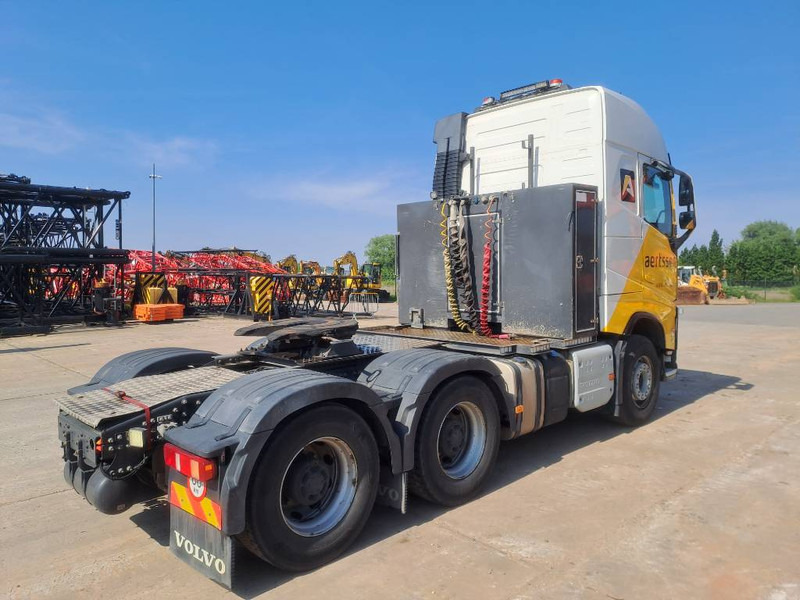 Volvo FH 13 540 (110 ton / 3 pieces) - Tractor head: gambar 5 Volvo FH 13 540 (110 ton / 3 pieces) - Tractor head: gambar 5