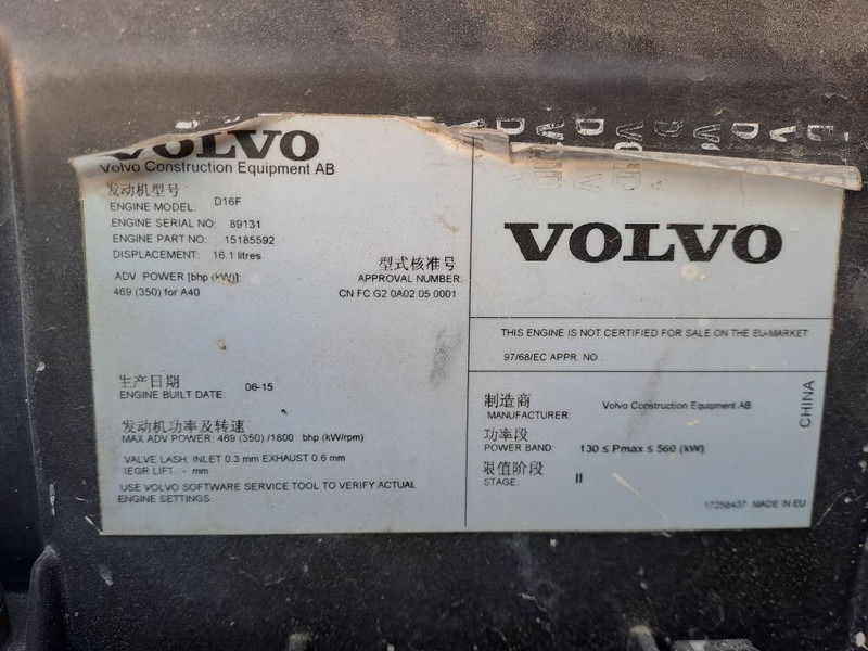 Tempat sampah artikulasi Volvo A40F (Abu Dhabi): gambar 12