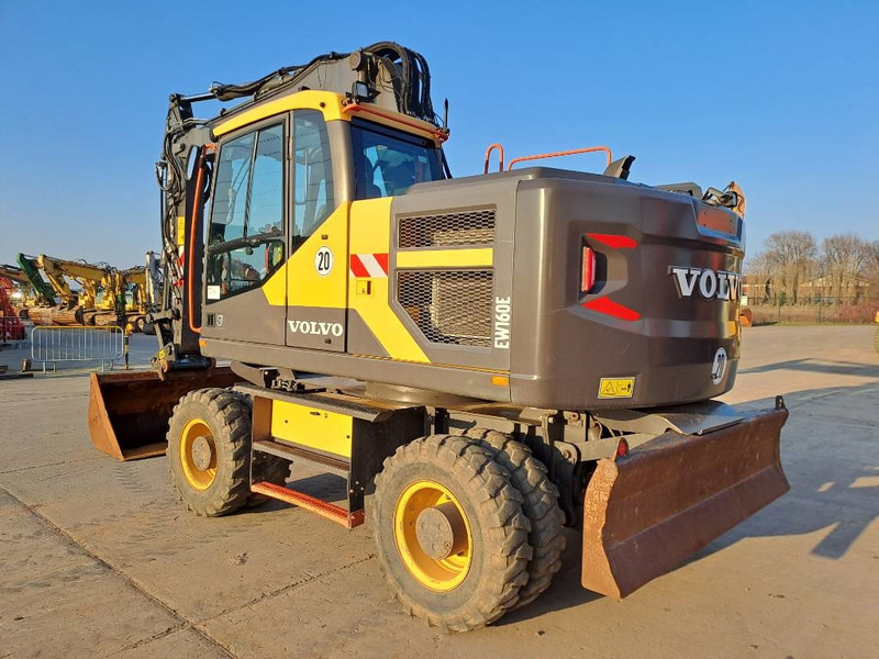 Volvo EW160E - Ekskavator roda: gambar 2 Volvo EW160E - Ekskavator roda: gambar 2