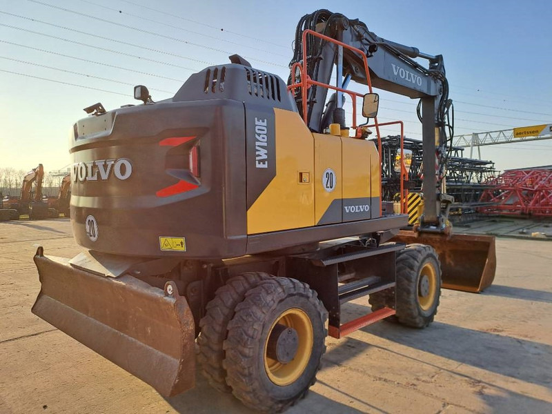 Volvo EW160E - Ekskavator roda: gambar 4 Volvo EW160E - Ekskavator roda: gambar 4