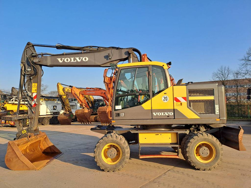 Volvo EW160E - Ekskavator roda: gambar 1 Volvo EW160E - Ekskavator roda: gambar 1