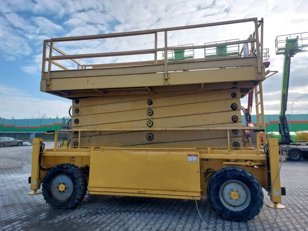 Liftlux SL 245-25 D4WDS - Scissor lifts: gambar 2 Liftlux SL 245-25 D4WDS - Scissor lifts: gambar 2