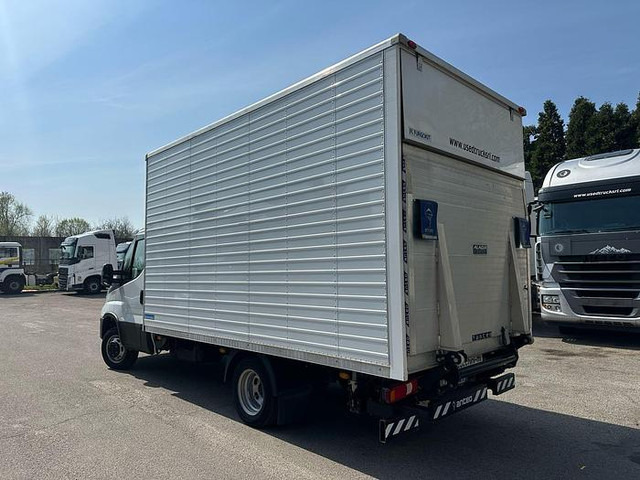 Iveco 35C14 - Van box: gambar 4 Iveco 35C14 - Van box: gambar 4