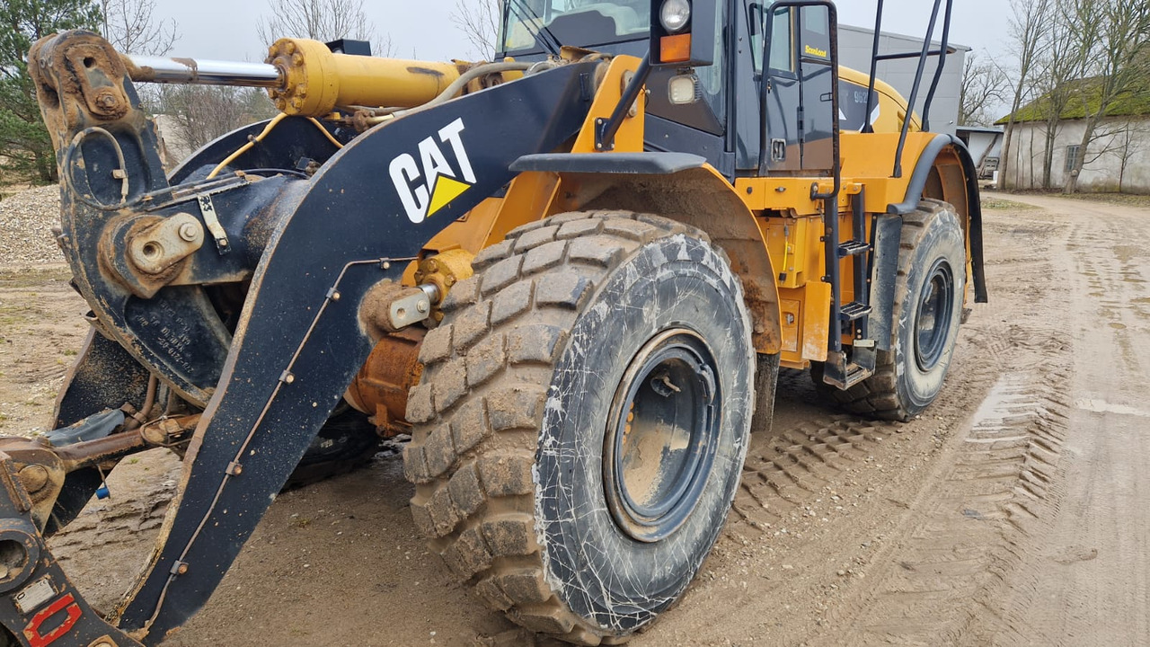 Wheel loader CATERPILLAR 962H: gambar 7