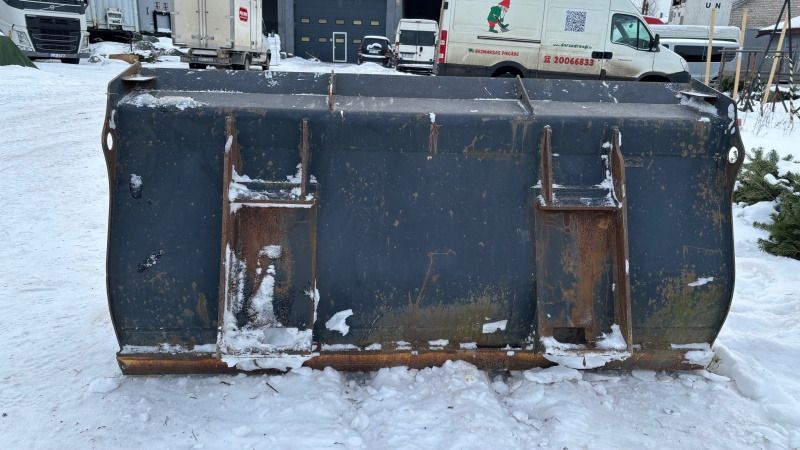 CATERPILLAR Skid steer. Bobcat. - Ember loader untuk Skid steer: gambar 5 CATERPILLAR Skid steer. Bobcat. - Ember loader untuk Skid steer: gambar 5