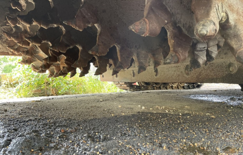 Mesin penggilingan jalan Caterpillar PR450. 2000mm. Wirtgen: gambar 7 Mesin penggilingan jalan Caterpillar PR450. 2000mm. Wirtgen: gambar 7