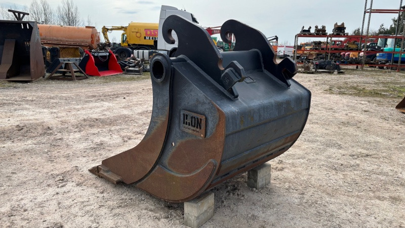 IRON ATTACHMENTS CW30 1100mm - Ember ekskavator untuk Ekskavator: gambar 2 IRON ATTACHMENTS CW30 1100mm - Ember ekskavator untuk Ekskavator: gambar 2