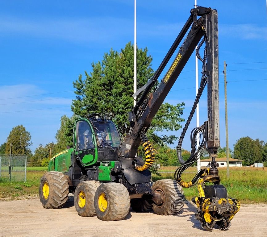 JOHN DEERE 1070 E - Peralatan pemanen: gambar 3 JOHN DEERE 1070 E - Peralatan pemanen: gambar 3