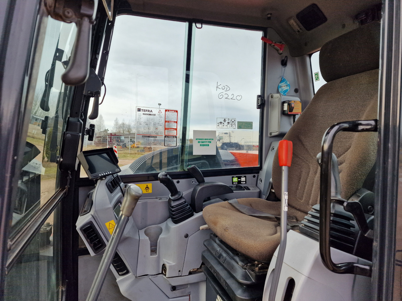 Ekskavator mini KUBOTA KX080-4. Metal tracks.: gambar 17 Ekskavator mini KUBOTA KX080-4. Metal tracks.: gambar 17