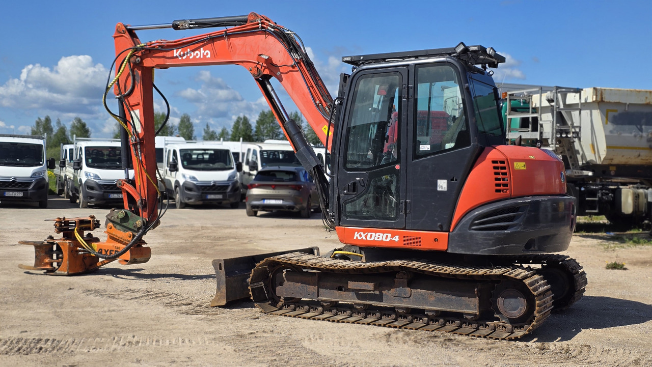 Kubota KX080-4, AXER 540 - Traktor kehutanan: gambar 2 Kubota KX080-4, AXER 540 - Traktor kehutanan: gambar 2