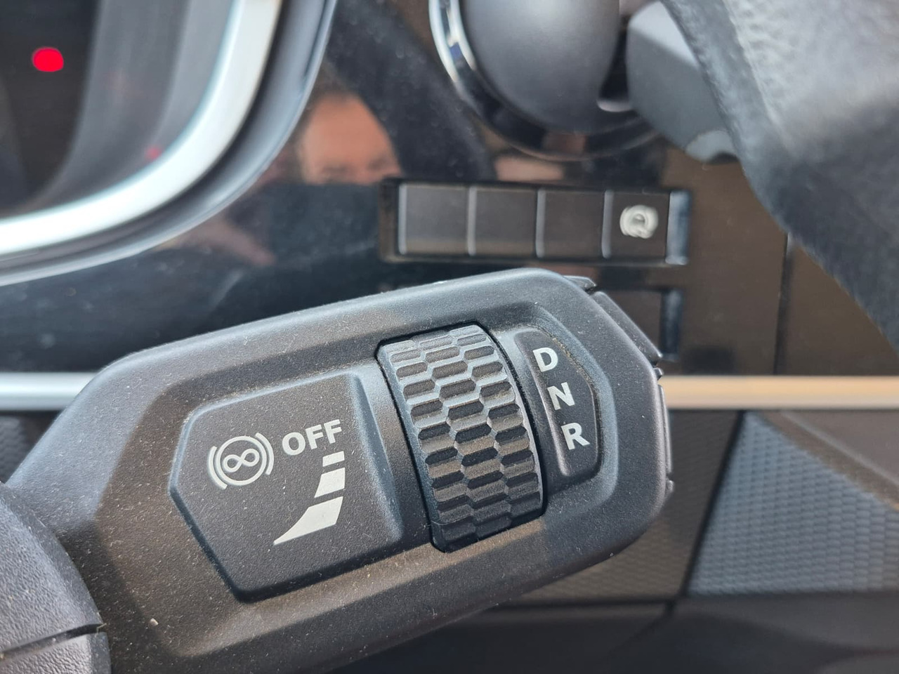 Leasing DAF XF480 FT DAF XF480 FT: gambar 18 Leasing DAF XF480 FT DAF XF480 FT: gambar 18