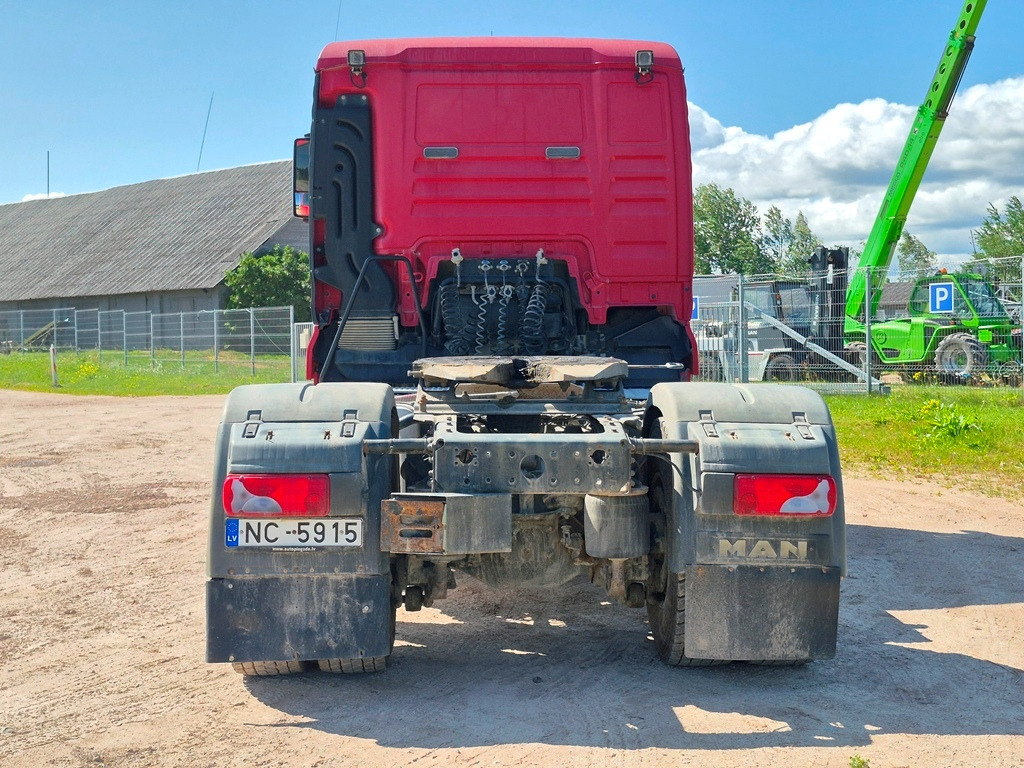 MAN TGX18.440 4x4 - Tractor head: gambar 4 MAN TGX18.440 4x4 - Tractor head: gambar 4