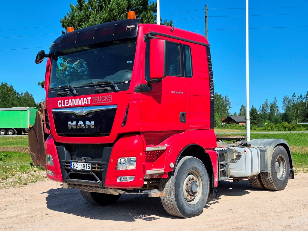 MAN TGX18.440 4x4 - Tractor head: gambar 1 MAN TGX18.440 4x4 - Tractor head: gambar 1