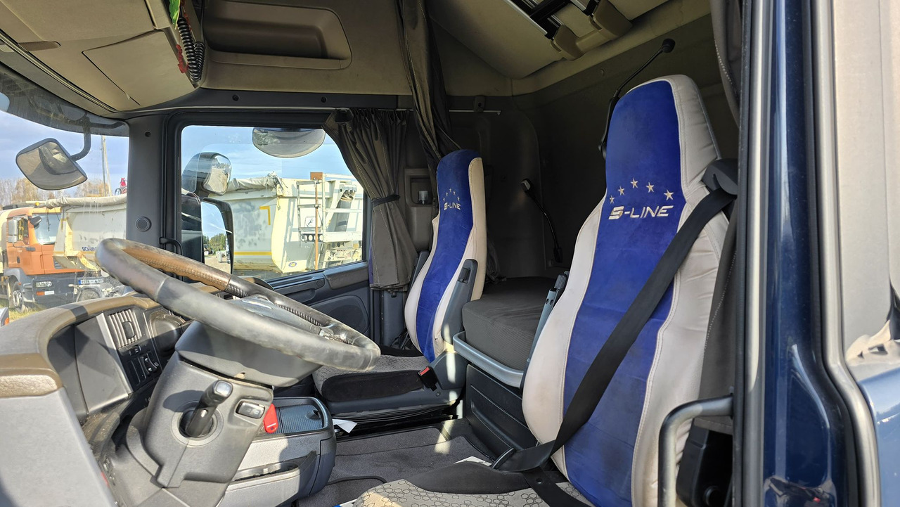 SCANIA R410 - Tractor head: gambar 5 SCANIA R410 - Tractor head: gambar 5