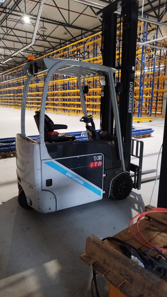 UNICARRIERS A2N1L16Q - Forklift listrik: gambar 2 UNICARRIERS A2N1L16Q - Forklift listrik: gambar 2