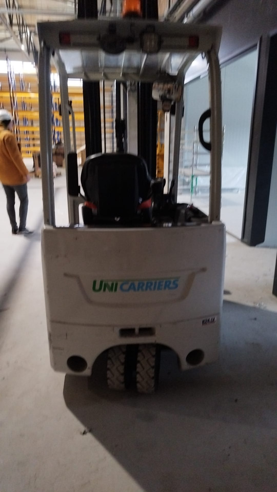 UNICARRIERS A2N1L16Q - Forklift listrik: gambar 3 UNICARRIERS A2N1L16Q - Forklift listrik: gambar 3