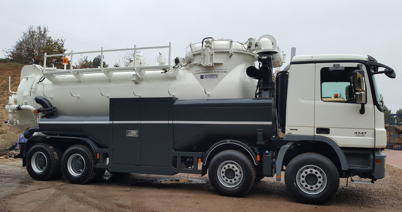 Mercedes NAAKTGEBOREN Vacu Press 8000 - Truk vakum: gambar 5 Mercedes NAAKTGEBOREN Vacu Press 8000 - Truk vakum: gambar 5