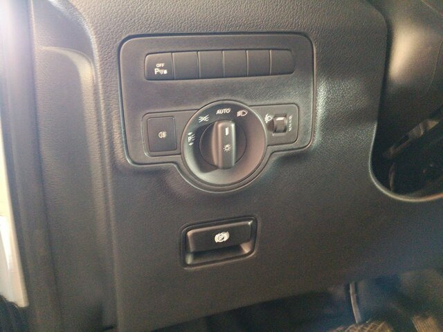 MERCEDES-BENZ Vito Kasten eVito 112 KA/FWD PARK+CLIMA... - Van kecil, Van listrik: gambar 5 MERCEDES-BENZ Vito Kasten eVito 112 KA/FWD PARK+CLIMA... - Van kecil, Van listrik: gambar 5