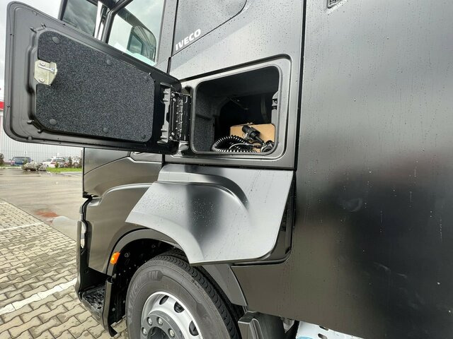 IVECO S-Way AS440S49T/P - AF4T COMFORT+AERO+ LED+NAVI... - Tractor head: gambar 3 IVECO S-Way AS440S49T/P - AF4T COMFORT+AERO+ LED+NAVI... - Tractor head: gambar 3