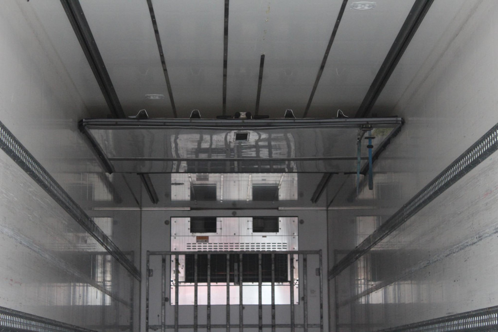 Semi-trailer berpendingin Chereau CV 1550  Strom  2,60h  TW  Liftachse  SAF  FRC: gambar 12