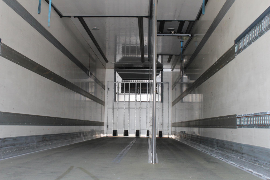 Chereau CV 1950Mt. Bi-Multi-Temp. TW LBW Lenkachse - Semi-trailer berpendingin: gambar 5 Chereau CV 1950Mt. Bi-Multi-Temp. TW LBW Lenkachse - Semi-trailer berpendingin: gambar 5