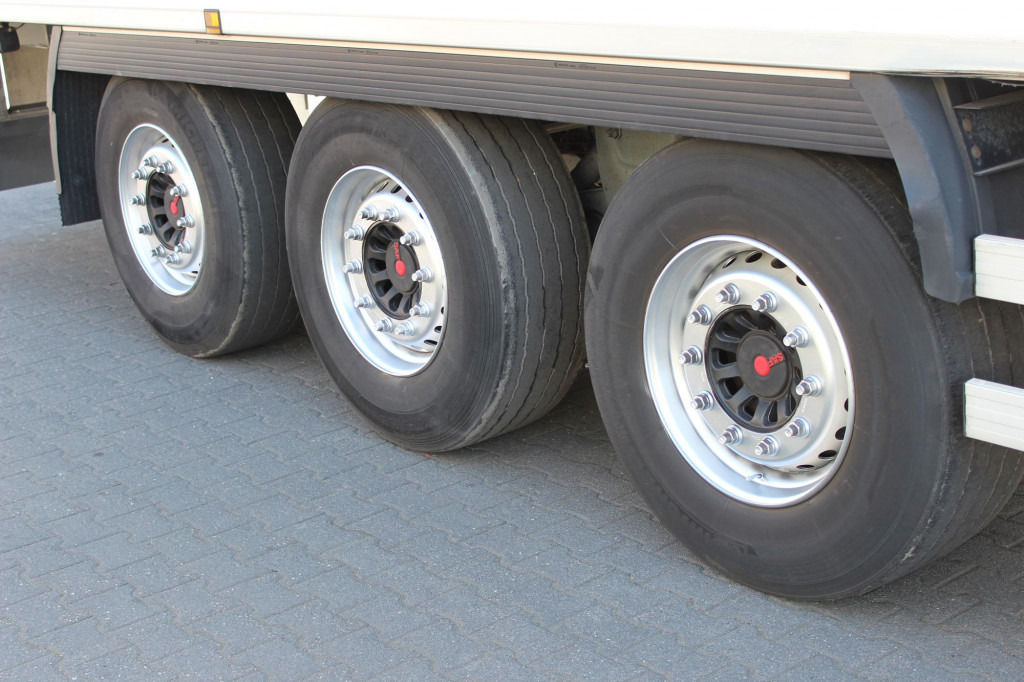 Chereau TK SLXi 300 Doppelstock FRC06.26 SAF - Semi-trailer berpendingin: gambar 5 Chereau TK SLXi 300 Doppelstock FRC06.26 SAF - Semi-trailer berpendingin: gambar 5
