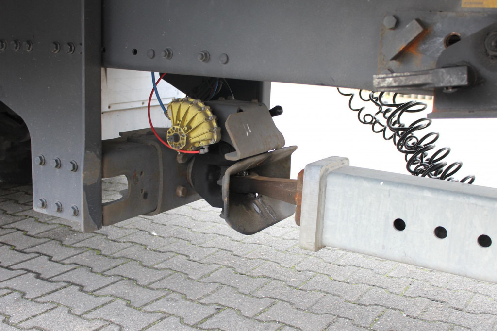 Fruehauf Fruehauf 2-Achser SAF Edscha Alu Bordwände - Trailer dengan terpal samping: gambar 5 Fruehauf Fruehauf 2-Achser SAF Edscha Alu Bordwände - Trailer dengan terpal samping: gambar 5