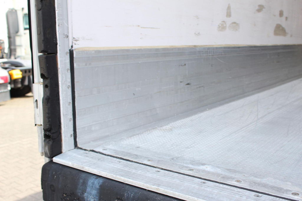 Lamberet CM 1300 Aluboden SAF FRC 2026 - Semi-trailer berpendingin: gambar 4 Lamberet CM 1300 Aluboden SAF FRC 2026 - Semi-trailer berpendingin: gambar 4