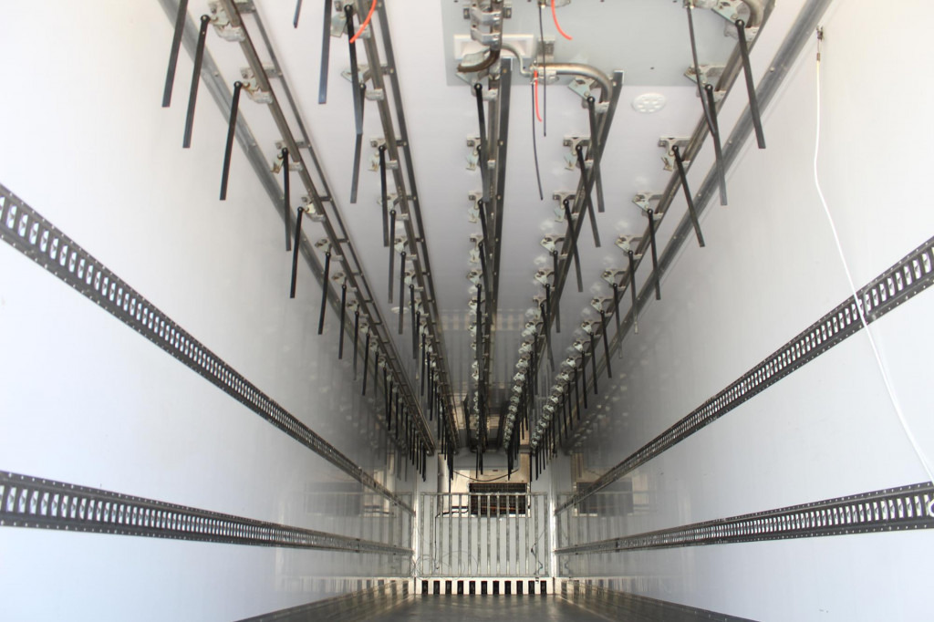 Lamberet Thermo King SLXi 300 Fleischer Meat Viande SAF - Semi-trailer berpendingin: gambar 3 Lamberet Thermo King SLXi 300 Fleischer Meat Viande SAF - Semi-trailer berpendingin: gambar 3