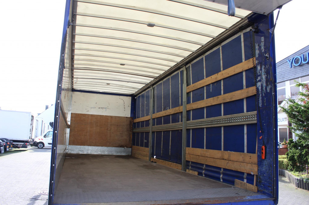 MAN TGL 12.220 Plane-Koffer 7,5 m LBW Klima 199TKm - Truk dengan terpal samping: gambar 2 MAN TGL 12.220 Plane-Koffer 7,5 m LBW Klima 199TKm - Truk dengan terpal samping: gambar 2