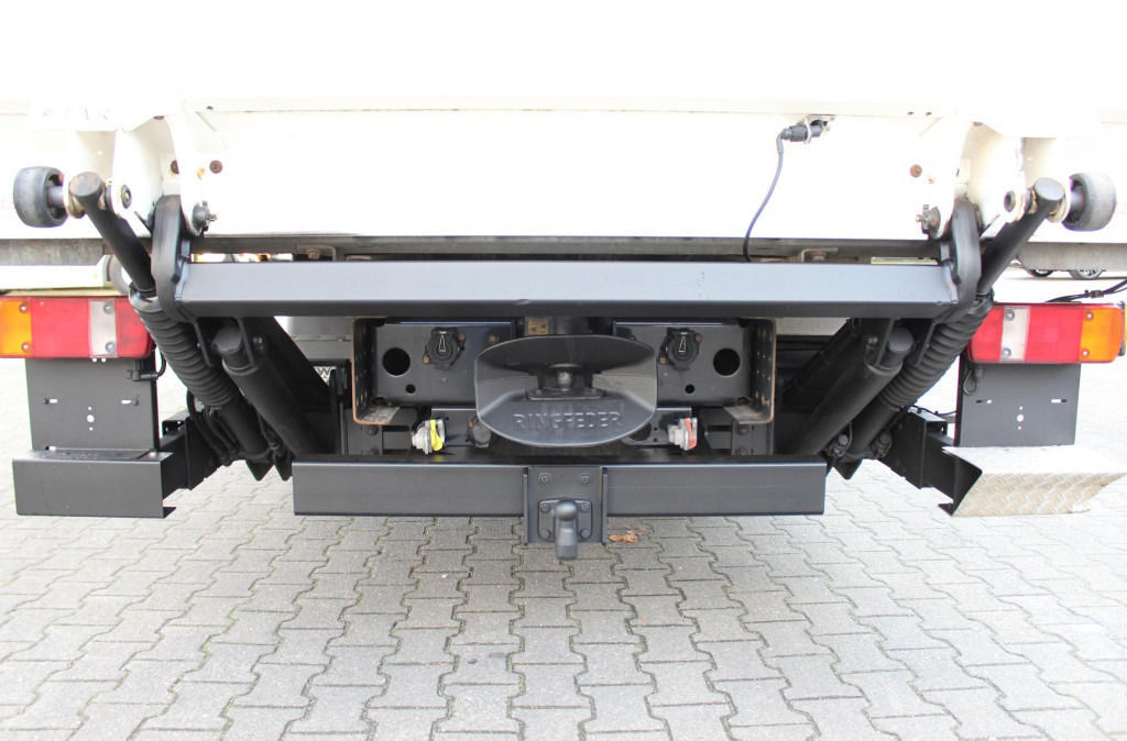 MAN TGL 8.180 E6 Koffer 7,3m LBW ANK Luft - Truk box: gambar 4 MAN TGL 8.180 E6 Koffer 7,3m LBW ANK Luft - Truk box: gambar 4