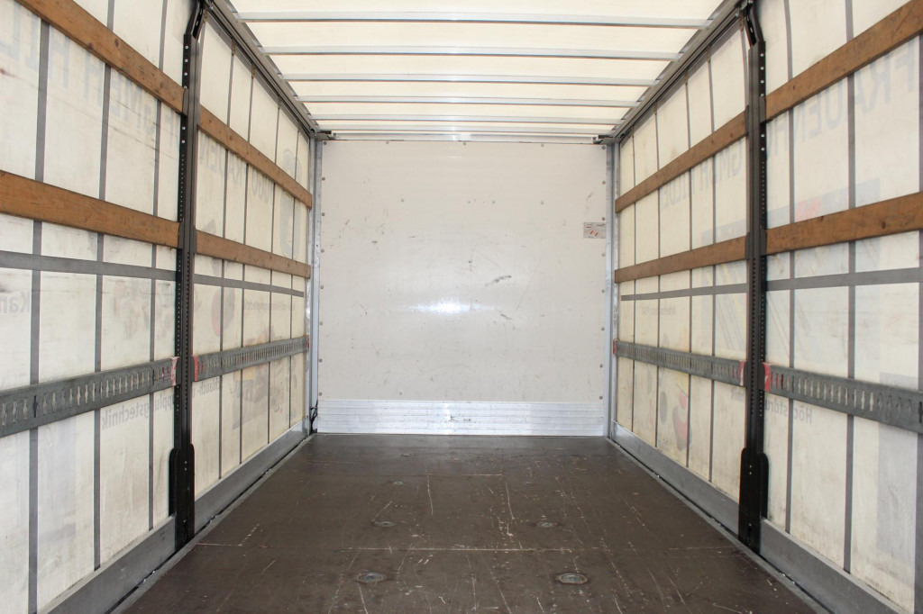 MAN TGL 8.220 Plane AHK 6,1 m Luft Klima - Truk dengan terpal samping: gambar 2 MAN TGL 8.220 Plane AHK 6,1 m Luft Klima - Truk dengan terpal samping: gambar 2