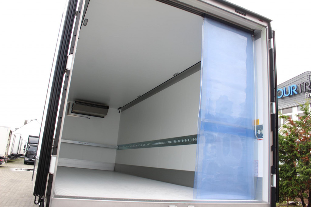 MAN TGM 18.290 E6 Thermo King T-1300X Tür+LBW AHK - Truk berpendingin: gambar 2 MAN TGM 18.290 E6 Thermo King T-1300X Tür+LBW AHK - Truk berpendingin: gambar 2