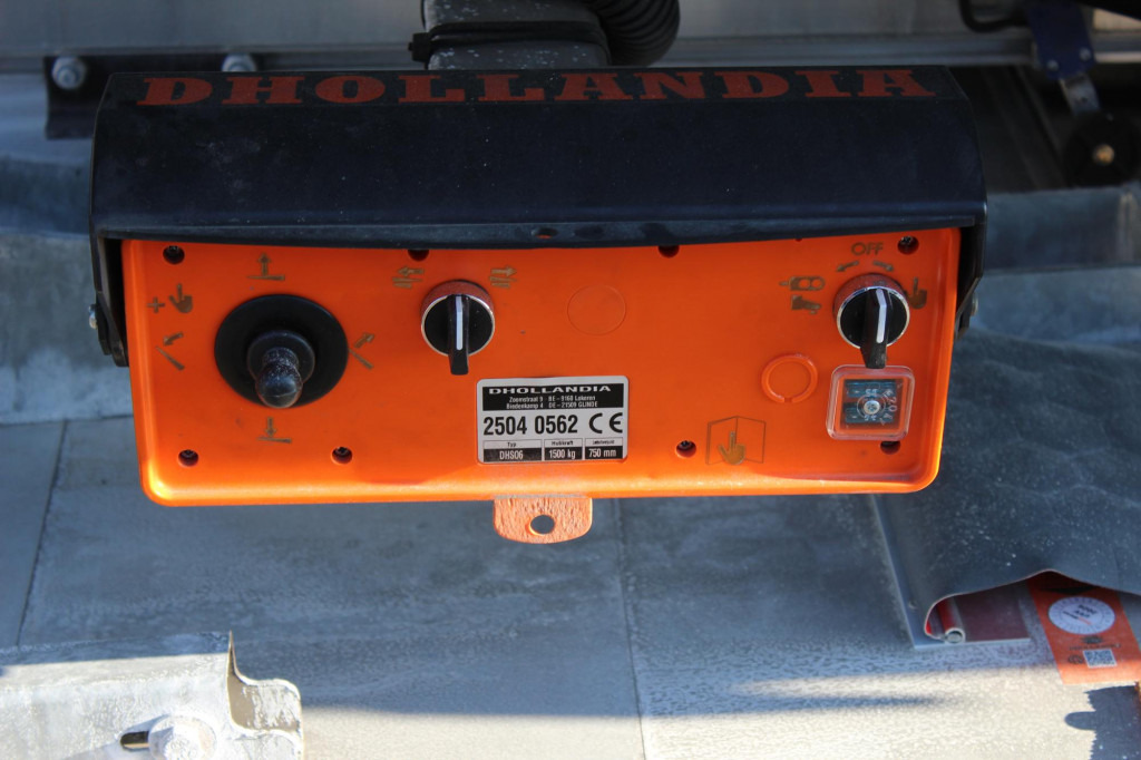 Truk berpendingin Mercedes-Benz Actros 1830 E6 TK T-1200R Multi Bi-Temp LBW AHK: gambar 13