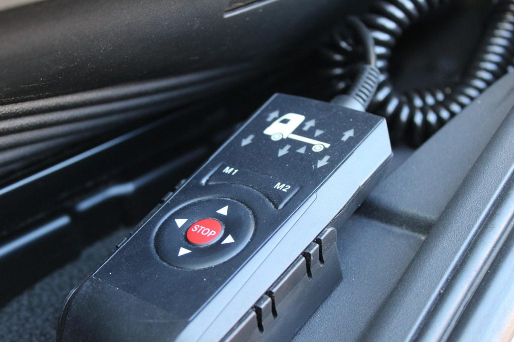 Truk berpendingin Mercedes-Benz Actros 1830 E6 TK T-1200R Multi Bi-Temp LBW AHK: gambar 6