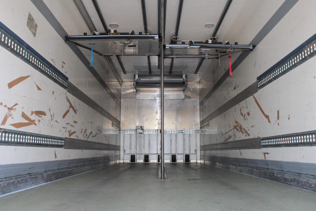 Mercedes-Benz Actros 2532 E5 CS 1150 Multi Bi-Temp LBW Rolltor - Truk berpendingin: gambar 2 Mercedes-Benz Actros 2532 E5 CS 1150 Multi Bi-Temp LBW Rolltor - Truk berpendingin: gambar 2