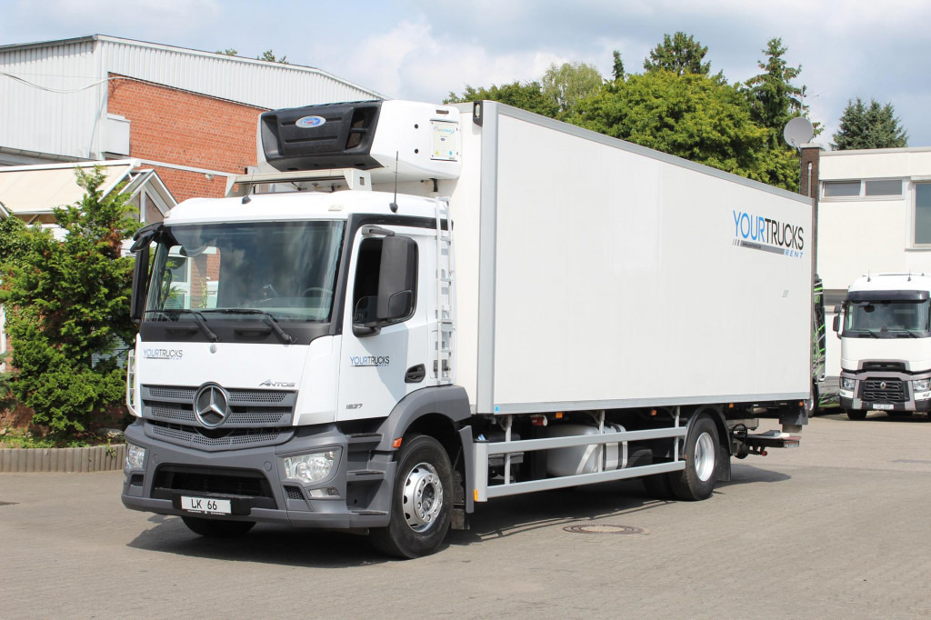 Mercedes-Benz Antos 1827 E6 CS 1050 LBW Seitentur - Truk berpendingin: gambar 1 Mercedes-Benz Antos 1827 E6 CS 1050 LBW Seitentur - Truk berpendingin: gambar 1