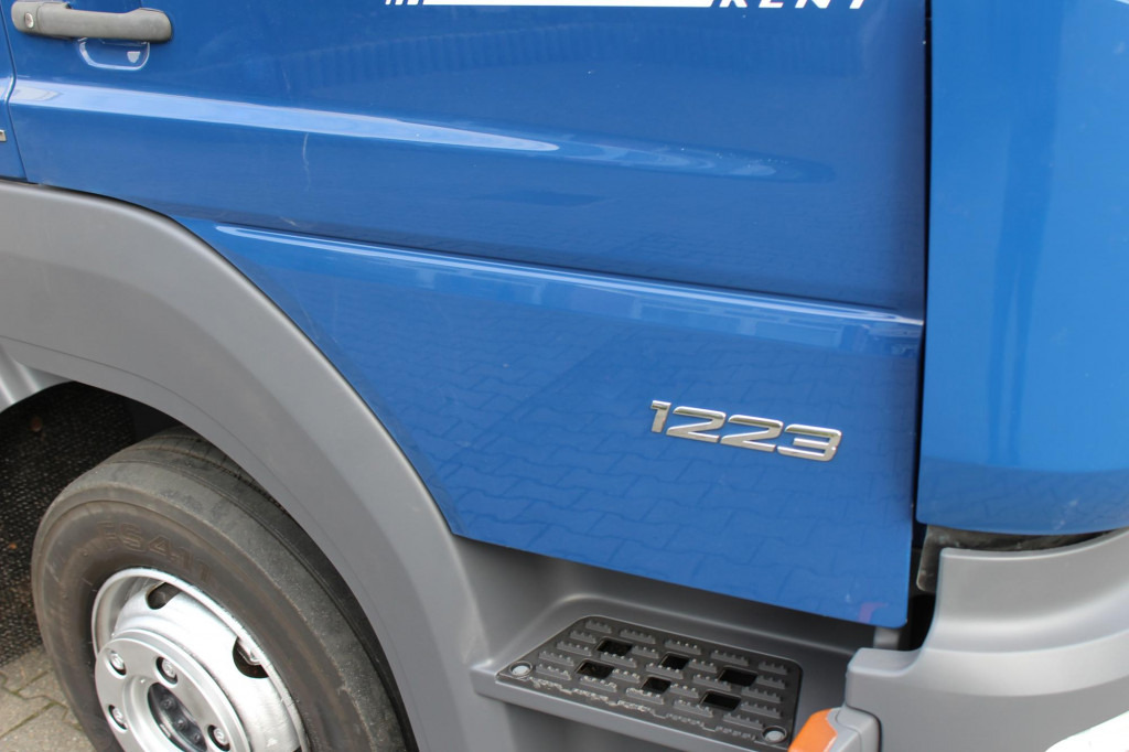 Mercedes-Benz Atego 1223 E6 TK T-800 R Strom LBW - Truk berpendingin: gambar 5 Mercedes-Benz Atego 1223 E6 TK T-800 R Strom LBW - Truk berpendingin: gambar 5