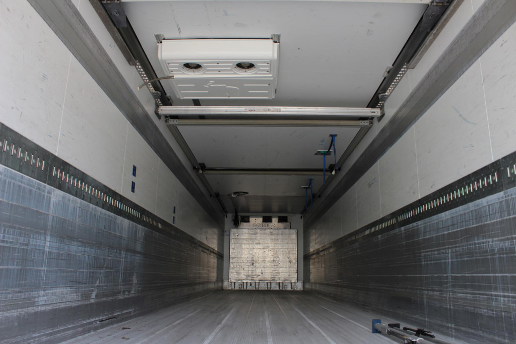 SCHMITZ Bi-Multi-Temp. TW Rolltor Lenkachse Rent-Miete - Semi-trailer berpendingin: gambar 2 SCHMITZ Bi-Multi-Temp. TW Rolltor Lenkachse Rent-Miete - Semi-trailer berpendingin: gambar 2
