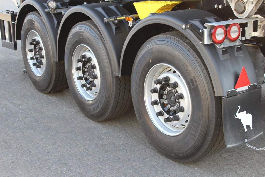 SCHMITZ Kipper Mulde 26.4m³ 6000kg Leergew. Miete-Rent - Semi-trailer jungkit: gambar 4 SCHMITZ Kipper Mulde 26.4m³ 6000kg Leergew. Miete-Rent - Semi-trailer jungkit: gambar 4