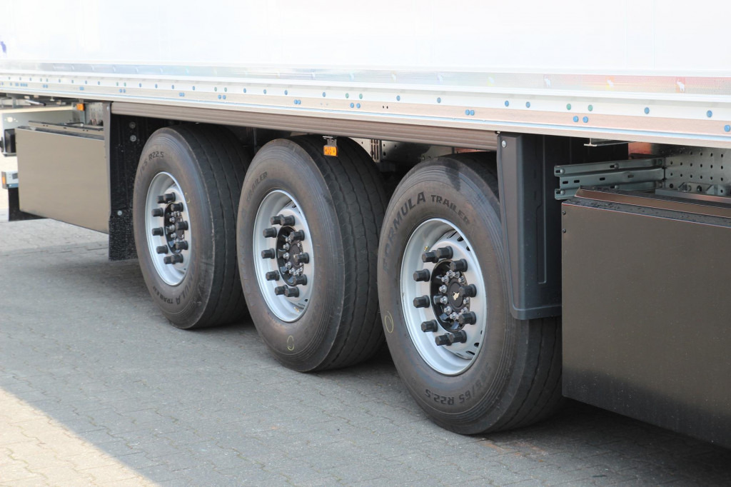 Semi-trailer kotak tertutup SCHMITZ Koffer    DS Liftachse 4x Pal.-Kasten NEU !: gambar 7